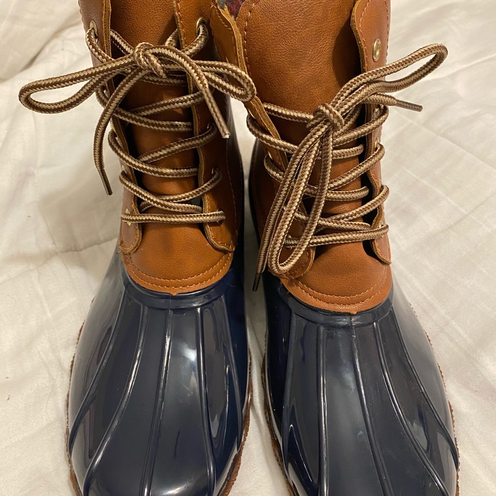 Navy blue & brown duck boots (rain boots)